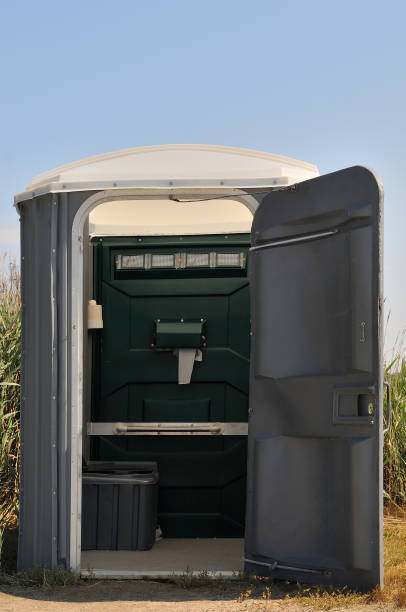 Best Luxury portable toilet rental  in Warsaw, KY